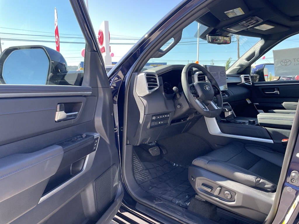 Thumbnail: 2023 Toyota Tundra - 19