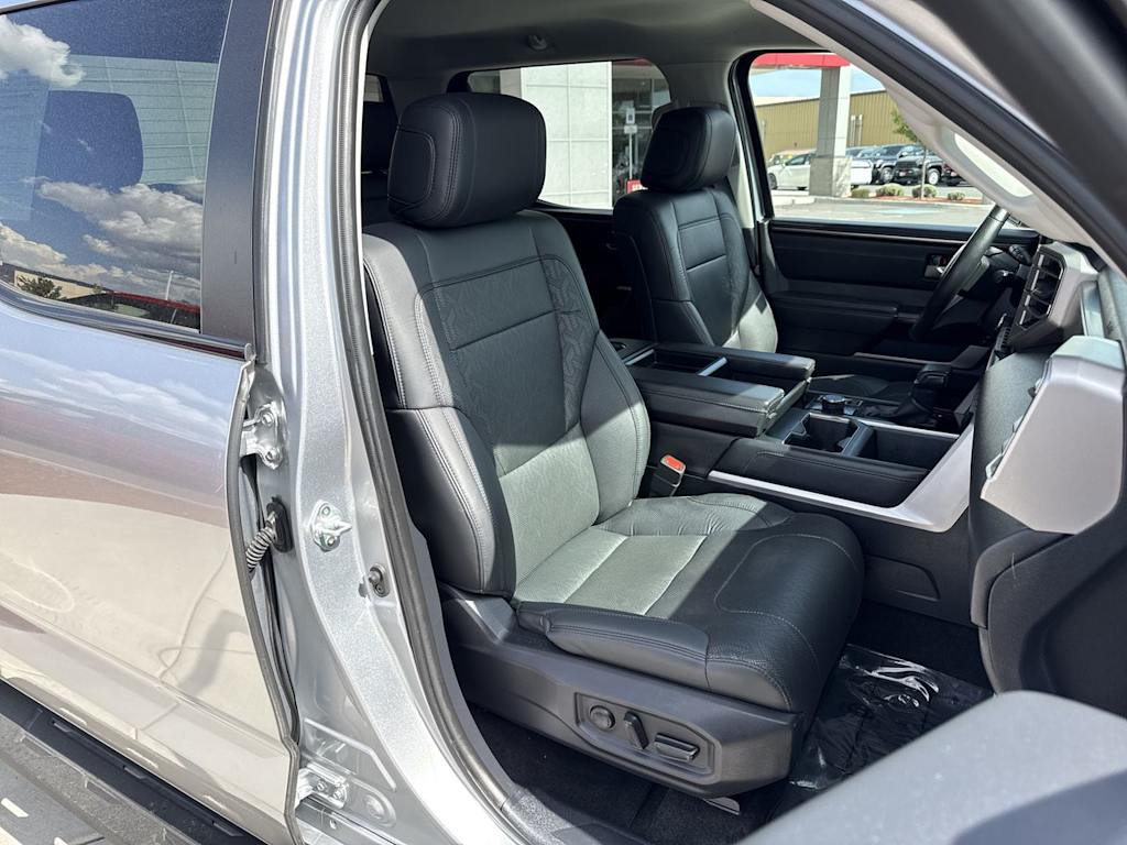 Thumbnail: 2024 Toyota Tundra - 12