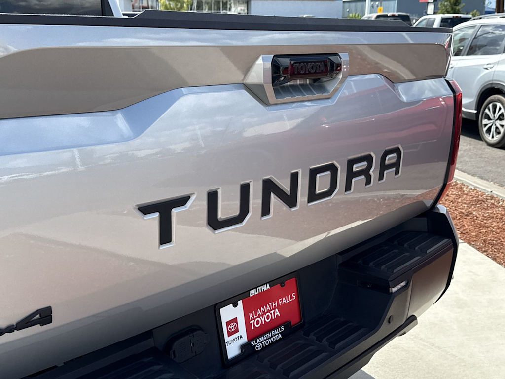 Thumbnail: 2024 Toyota Tundra - 7