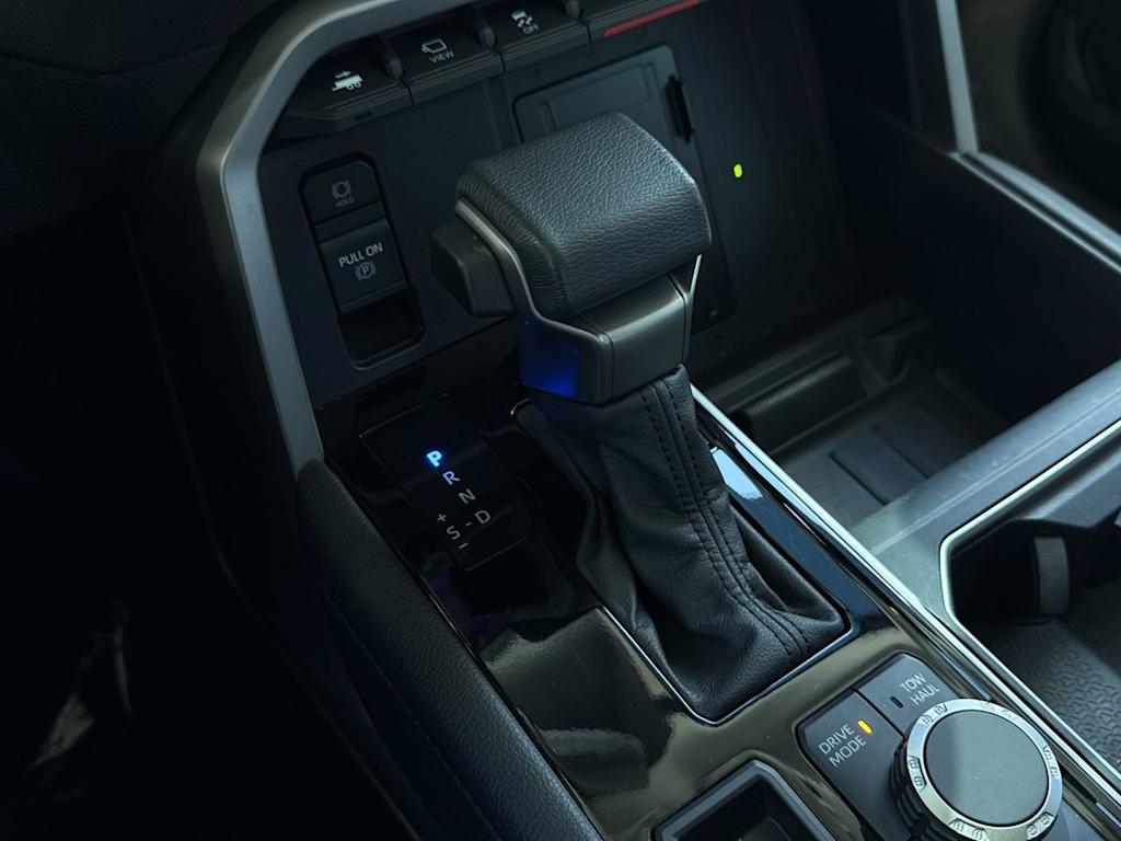 Thumbnail: 2024 Toyota Tundra - 16