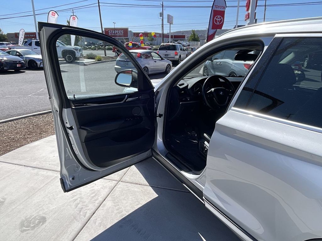 Thumbnail: 2017 BMW X3 - 2