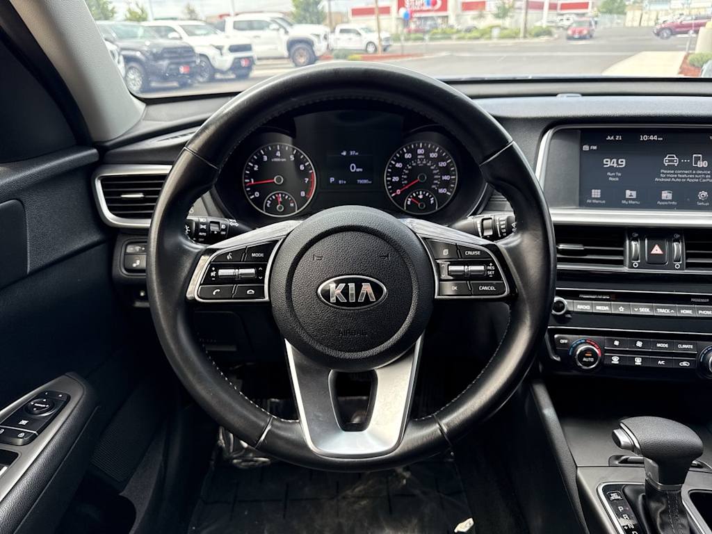 Thumbnail: 2019 Kia Optima - 9