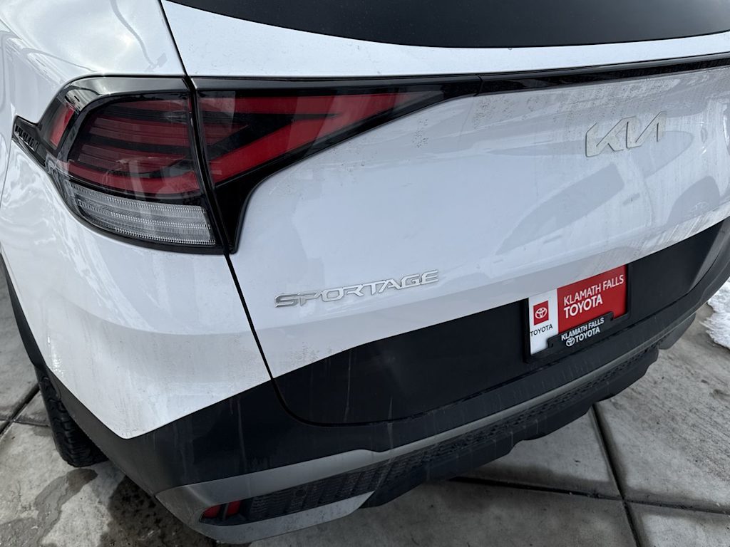 Thumbnail: 2023 Kia Sportage - 19