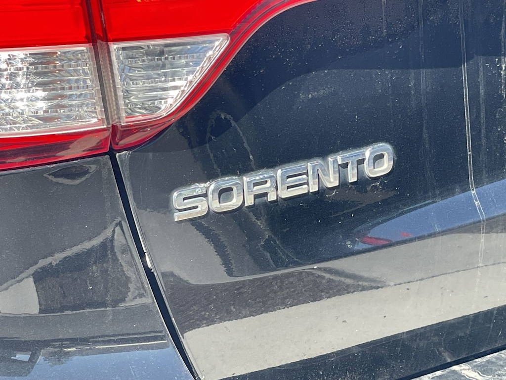 Thumbnail: 2015 Kia Sorento - 7