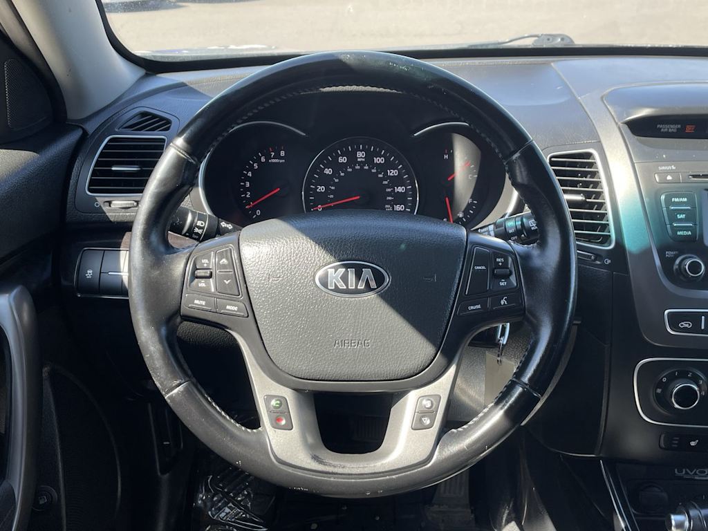 Thumbnail: 2015 Kia Sorento - 14