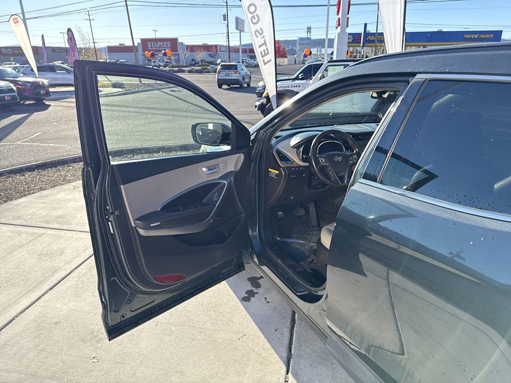 Thumbnail: 2014 Hyundai Santa Fe - 19