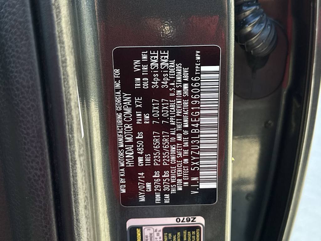 Thumbnail: 2014 Hyundai Santa Fe - 17