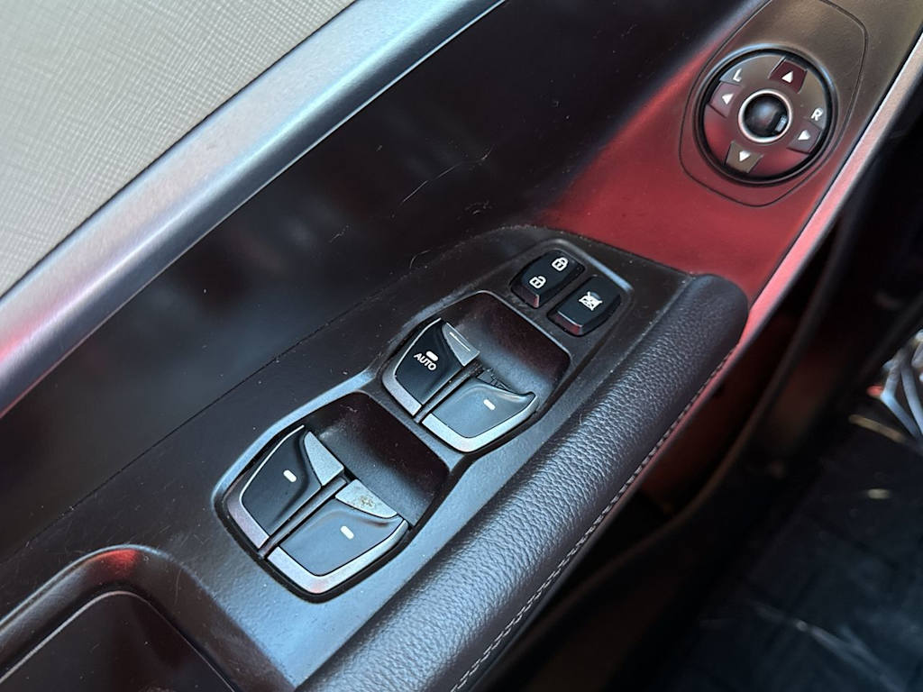 Thumbnail: 2014 Hyundai Santa Fe - 24