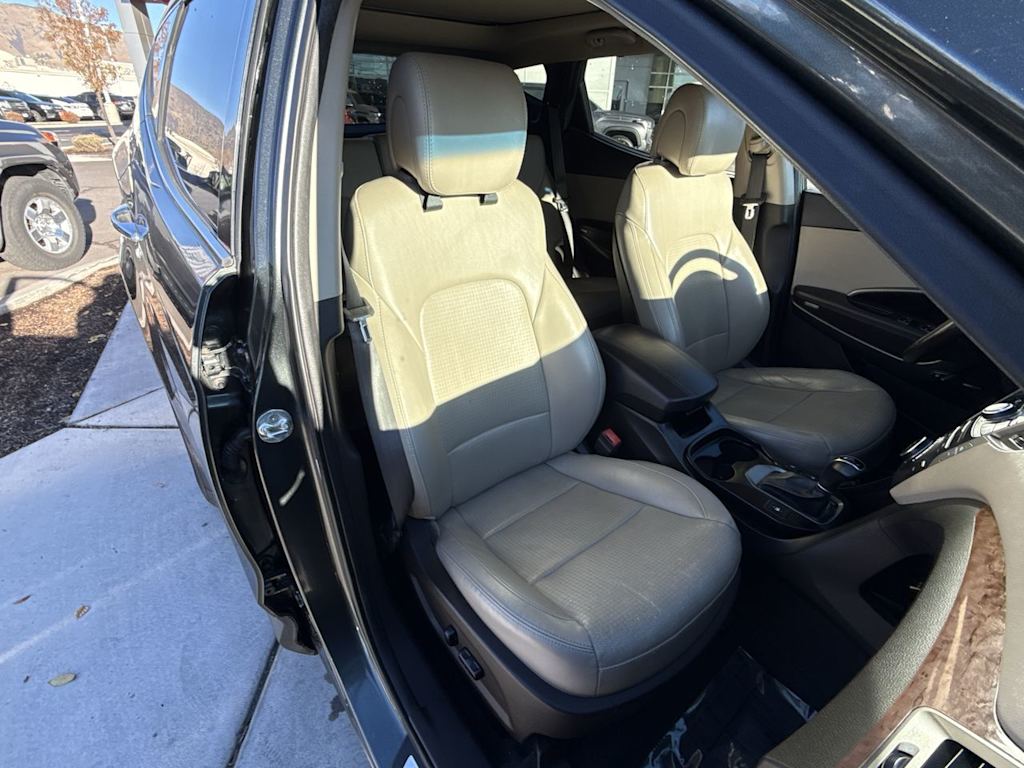 Thumbnail: 2014 Hyundai Santa Fe - 21