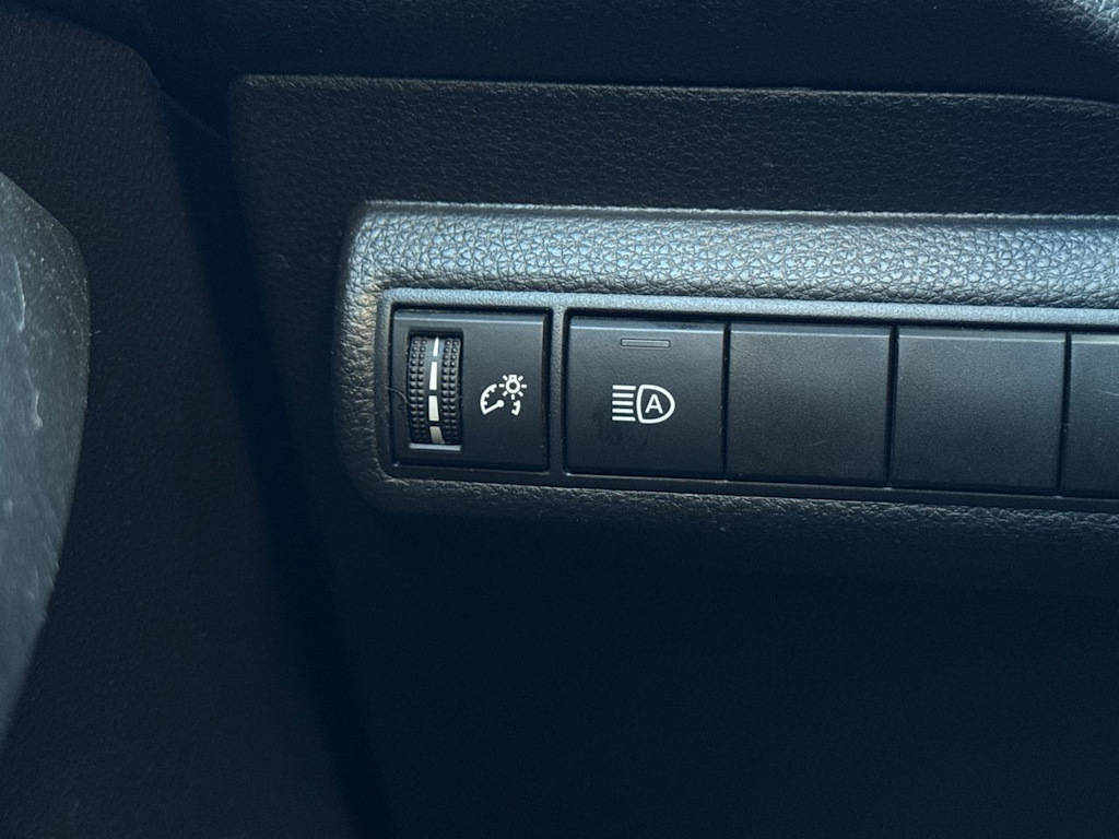 Thumbnail: 2020 Toyota Corolla - 23