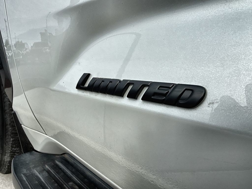 Thumbnail: 2023 Toyota Sequoia - 6