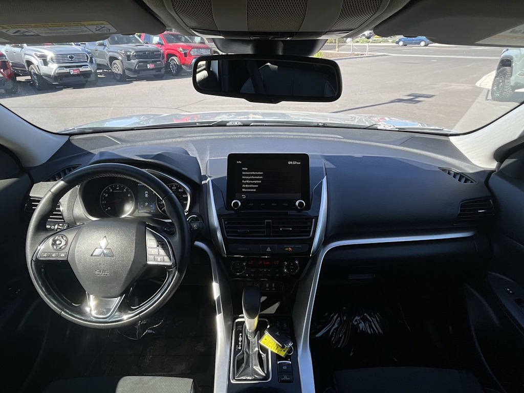2024 Mitsubishi Eclipse Cross SE 2