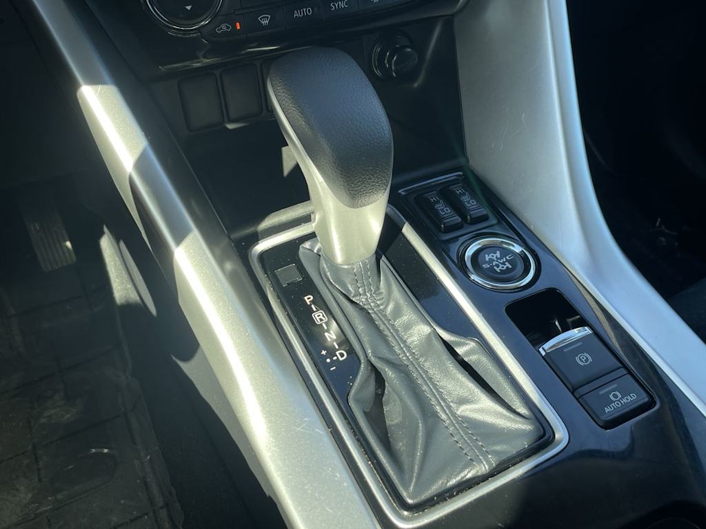 2024 Mitsubishi Eclipse Cross SE 15