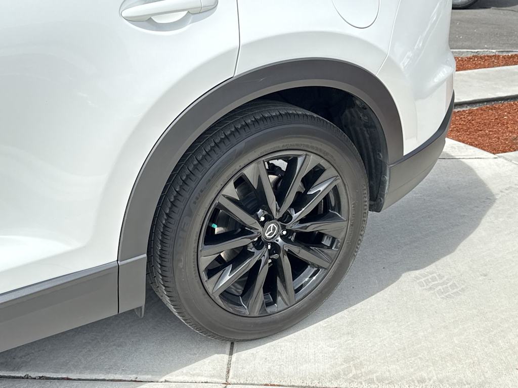 Thumbnail: 2022 Mazda CX-9 - 8