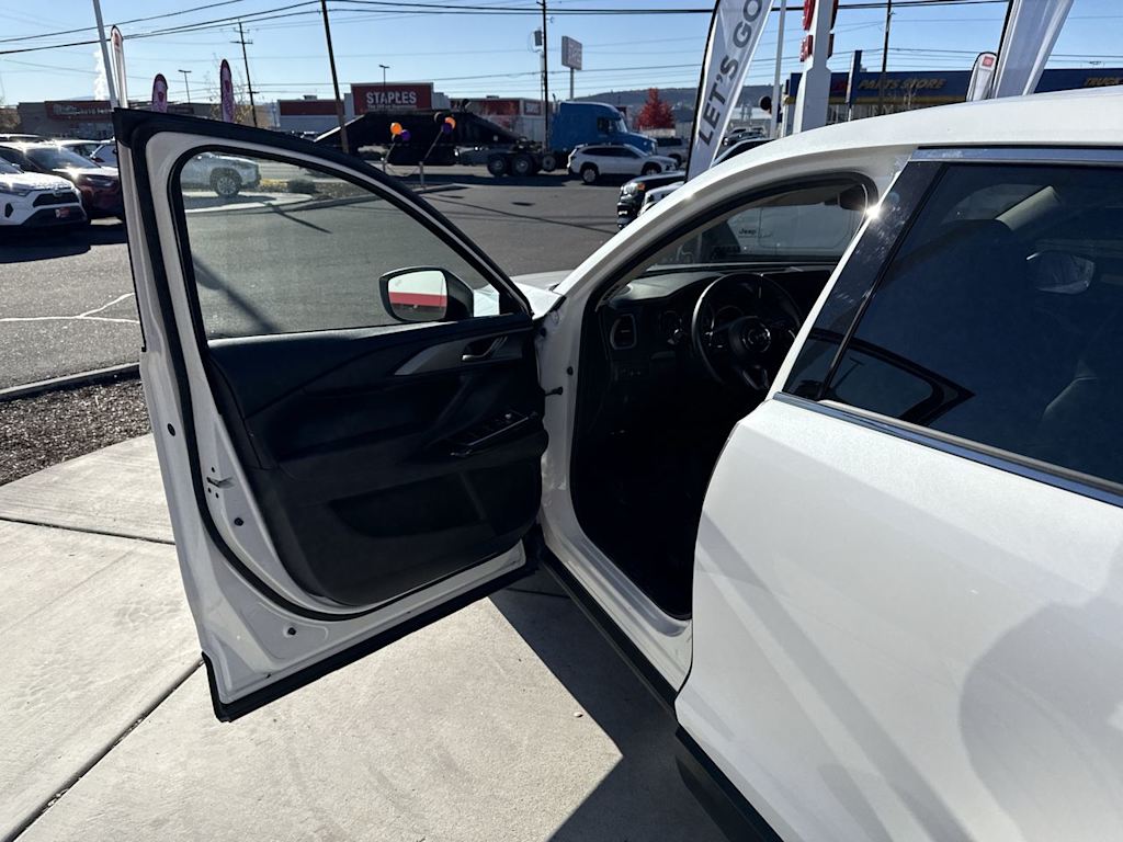 Thumbnail: 2023 Mazda CX-9 - 19