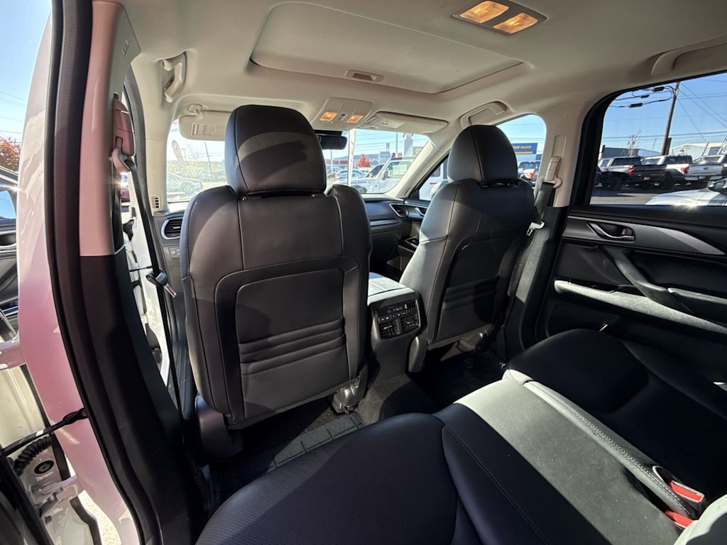 Thumbnail: 2023 Mazda CX-9 - 21