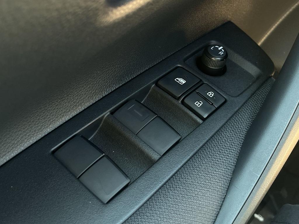 Thumbnail: 2025 Toyota Corolla - 23