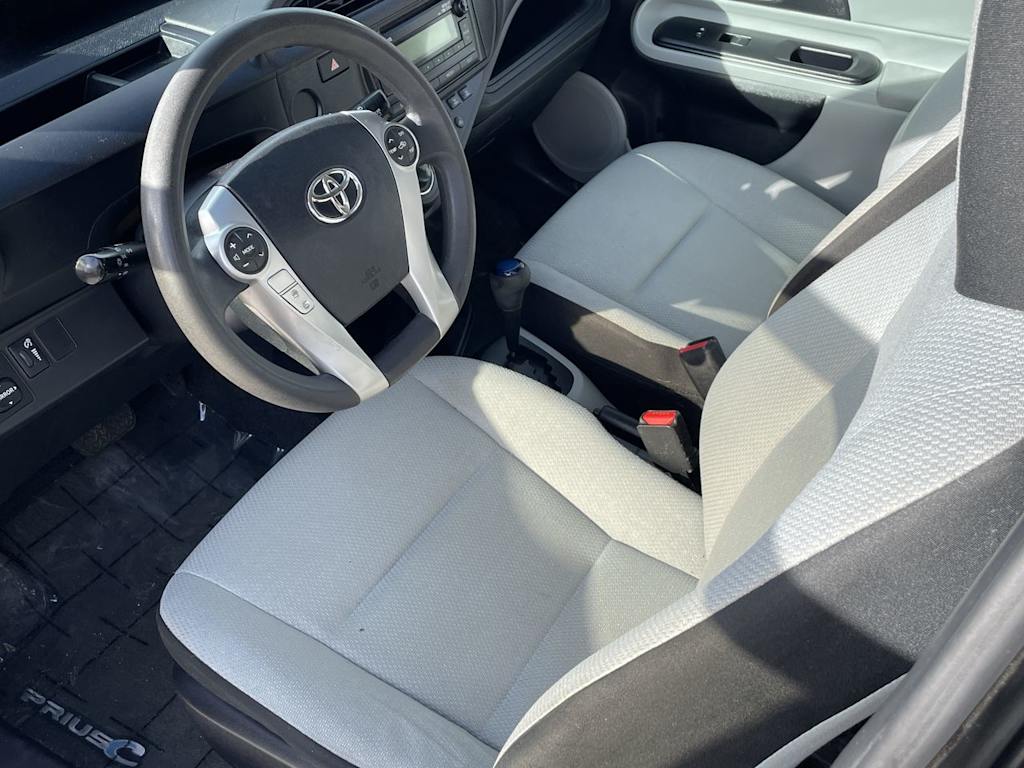 2014 Toyota Prius c One 11