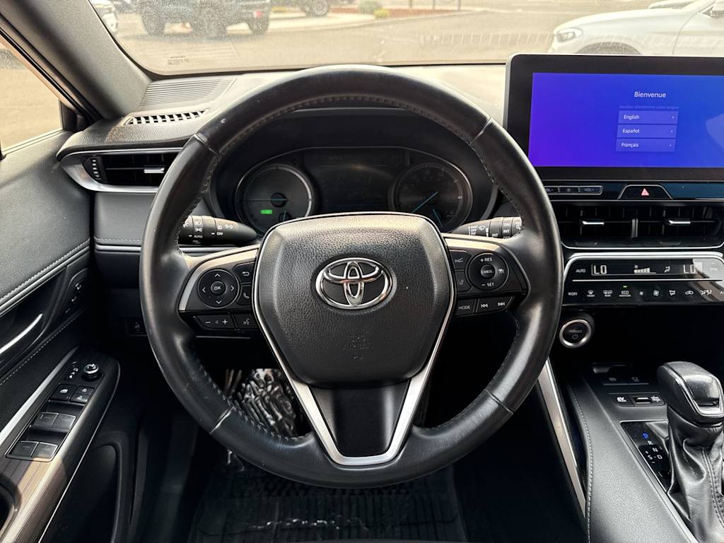Thumbnail: 2023 Toyota Venza - 10