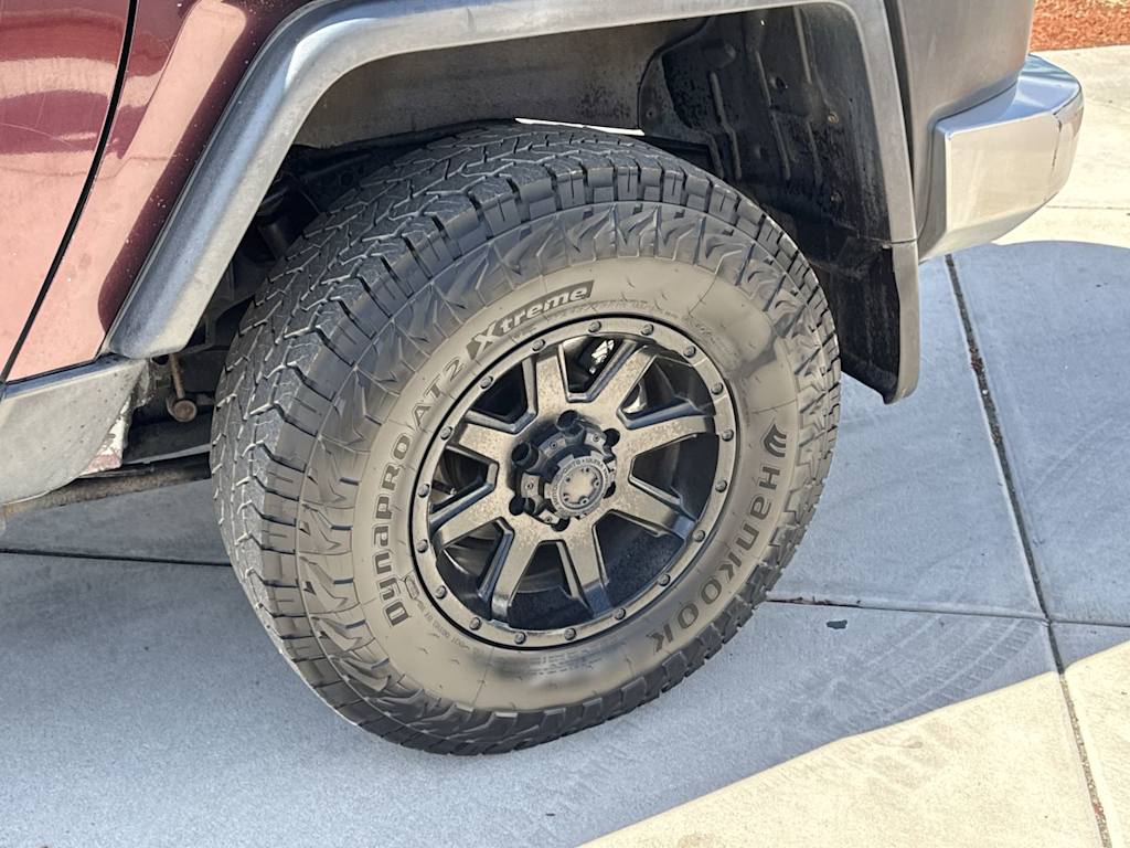Thumbnail: 2007 Toyota FJ Cruiser - 8