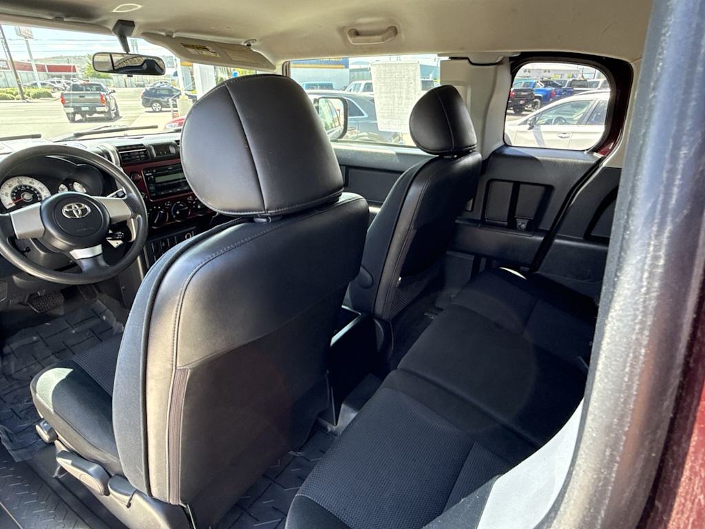 Thumbnail: 2007 Toyota FJ Cruiser - 20