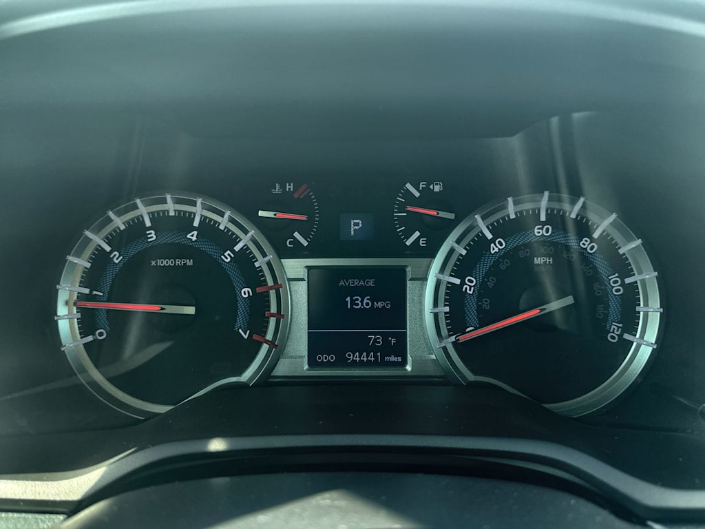 Thumbnail: 2016 Toyota 4Runner - 15