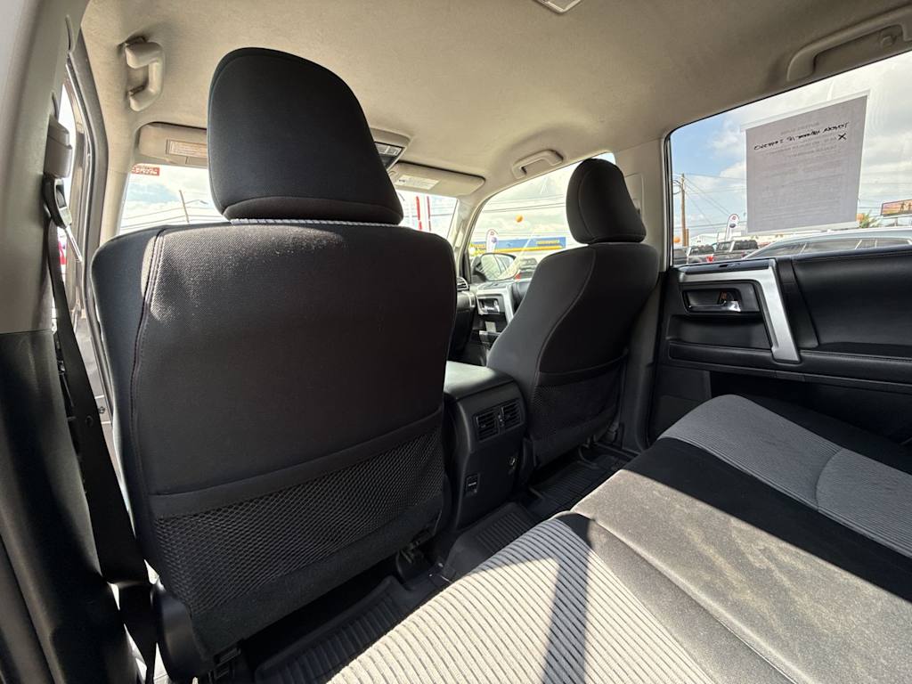 Thumbnail: 2018 Toyota 4Runner - 22