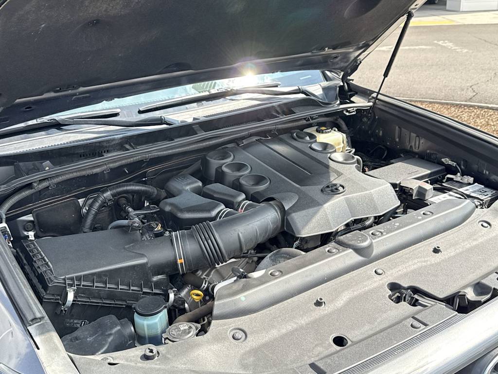 Thumbnail: 2018 Toyota 4Runner - 10