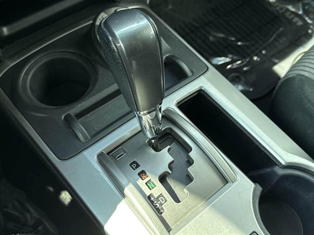 Thumbnail: 2018 Toyota 4Runner - 17