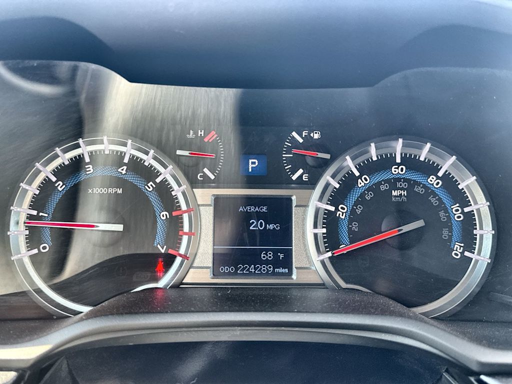 Thumbnail: 2016 Toyota 4Runner - 15