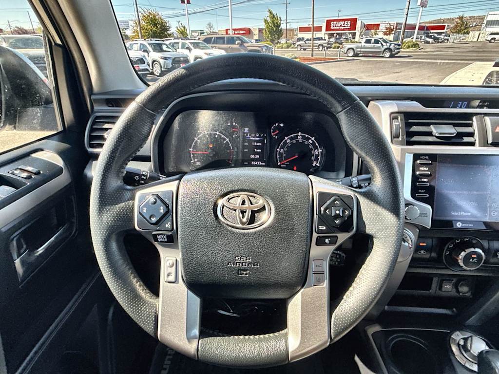 Thumbnail: 2020 Toyota 4Runner - 9