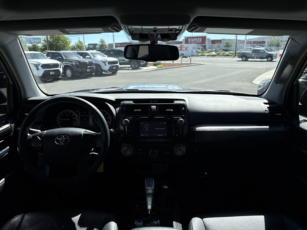 Thumbnail: 2019 Toyota 4Runner - 10