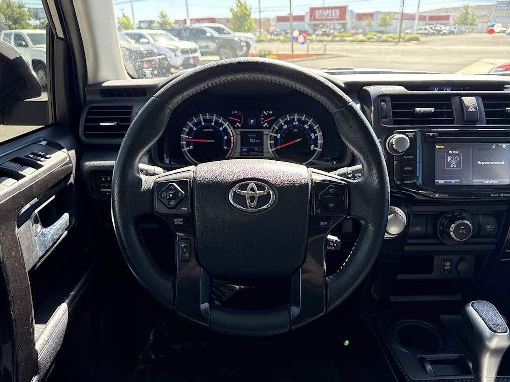 Thumbnail: 2019 Toyota 4Runner - 14