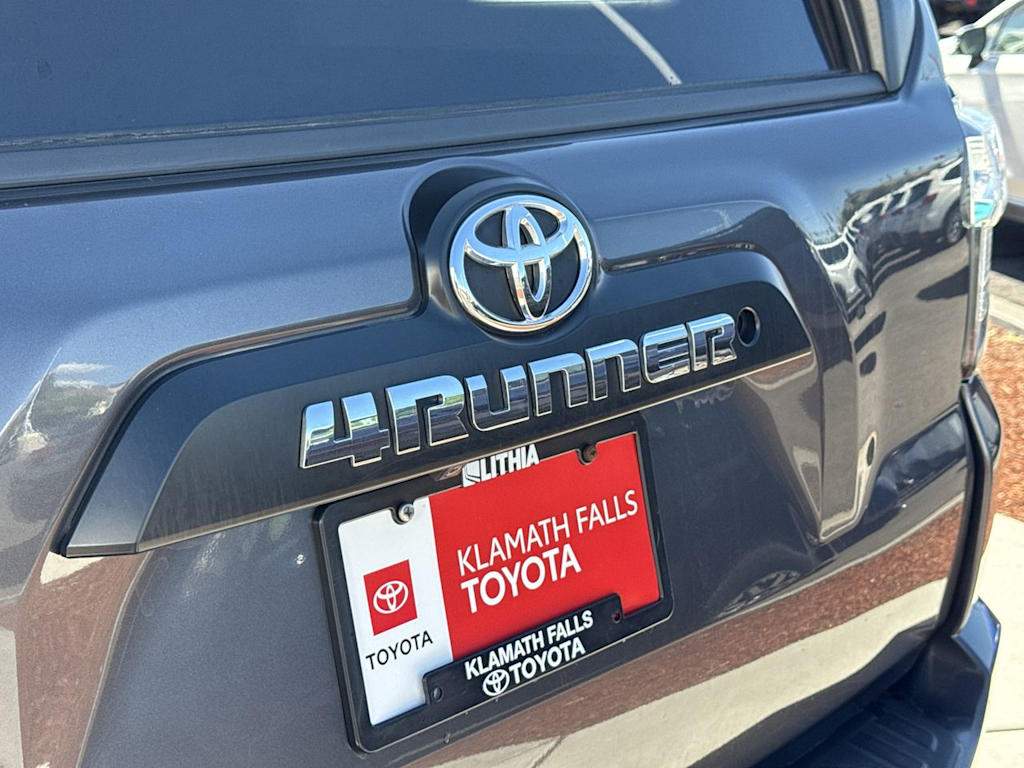 Thumbnail: 2019 Toyota 4Runner - 7