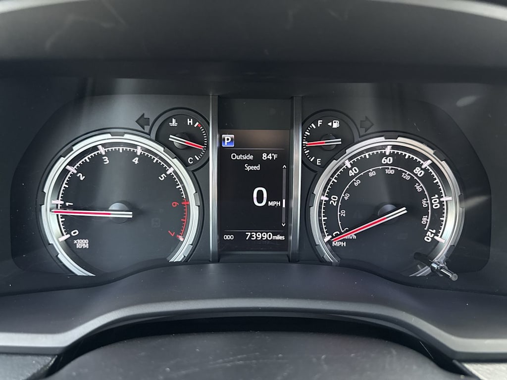 Thumbnail: 2020 Toyota 4Runner - 16