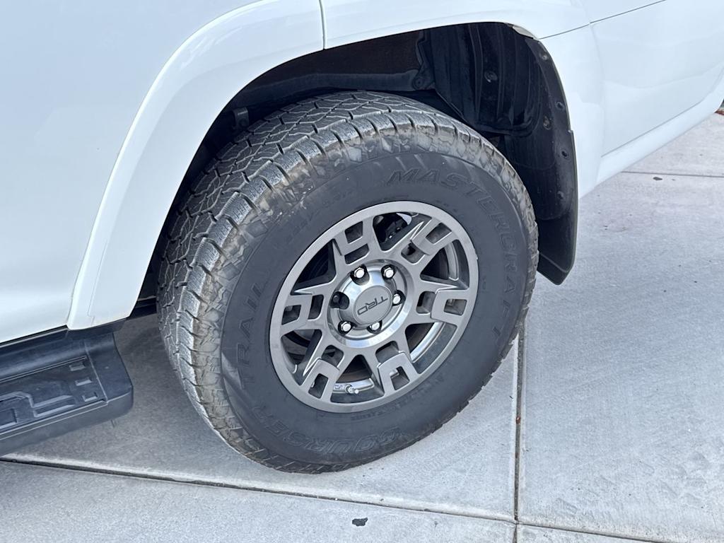 Thumbnail: 2020 Toyota 4Runner - 8