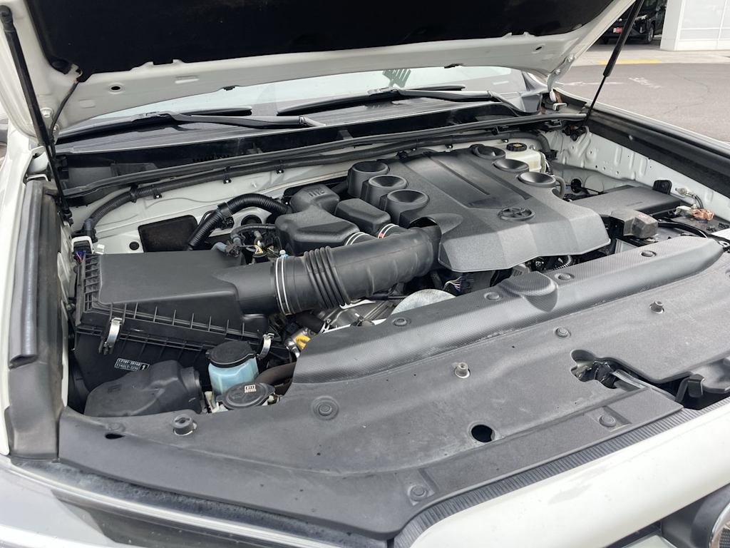 2017 Toyota 4Runner Limited 9