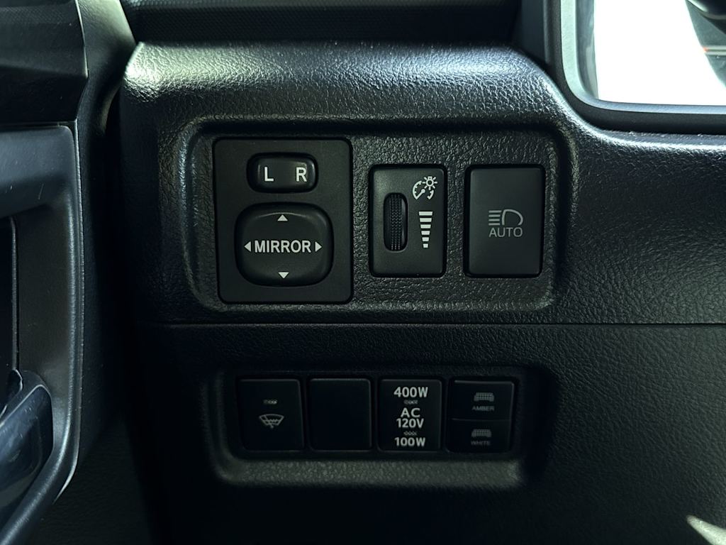 Thumbnail: 2021 Toyota 4Runner - 23