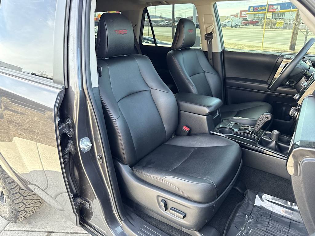 Thumbnail: 2021 Toyota 4Runner - 11