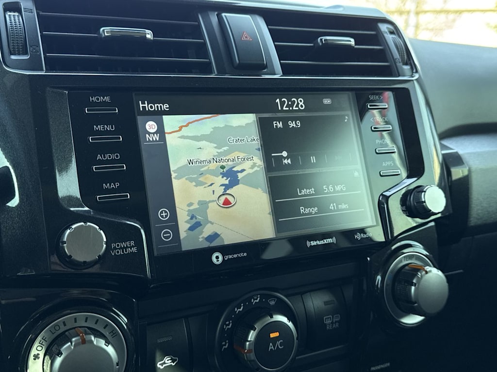 Thumbnail: 2021 Toyota 4Runner - 21