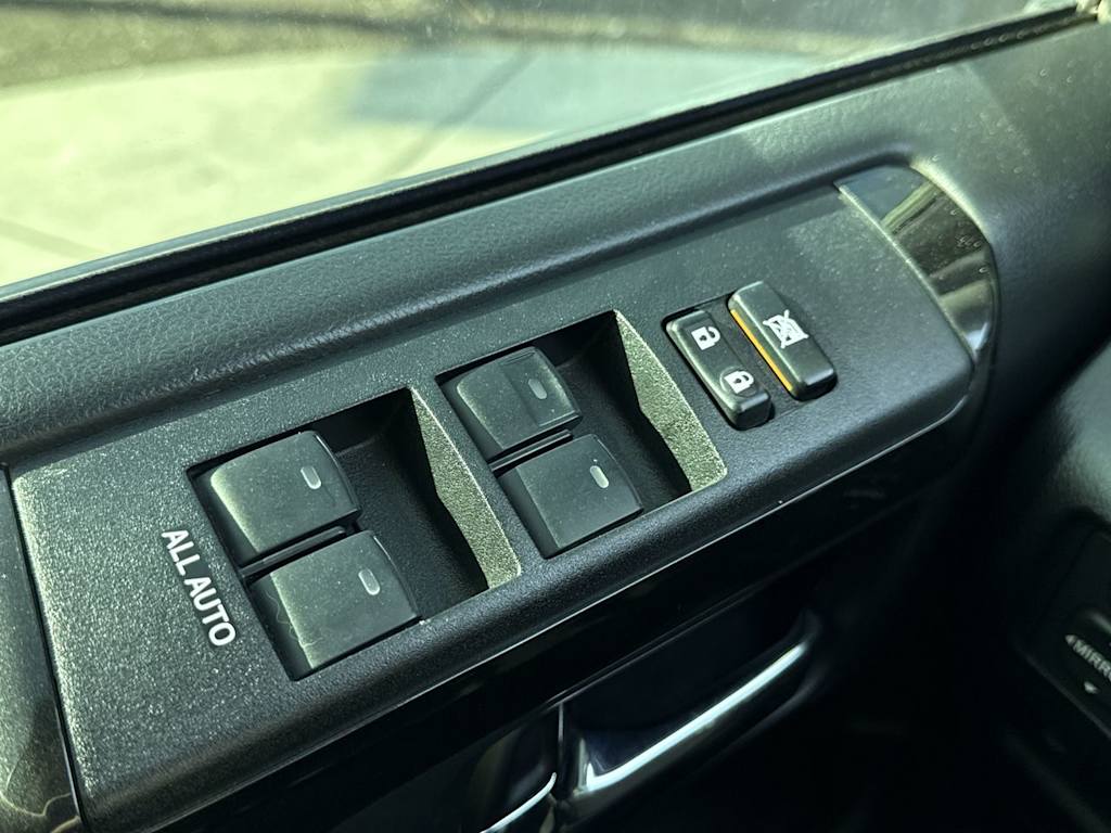 Thumbnail: 2021 Toyota 4Runner - 24