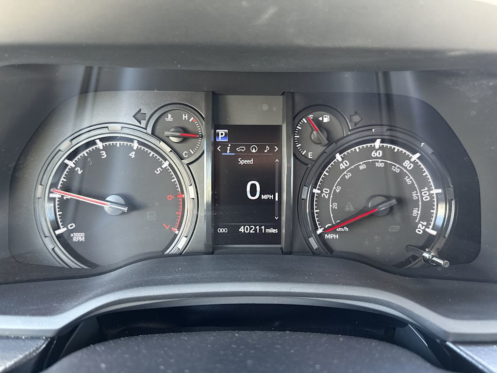 Thumbnail: 2023 Toyota 4Runner - 17