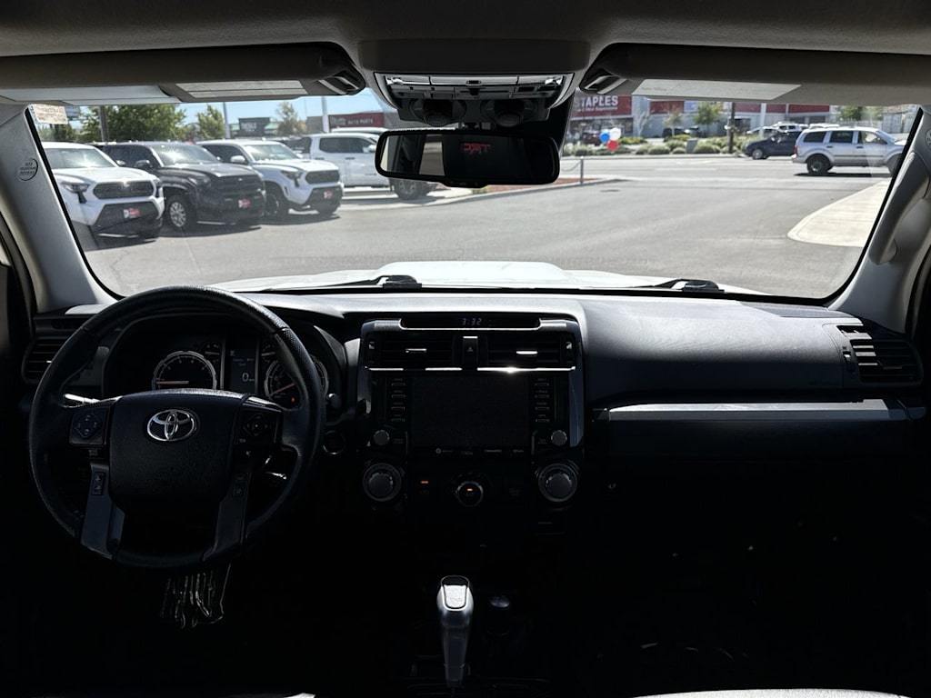 Thumbnail: 2023 Toyota 4Runner - 10