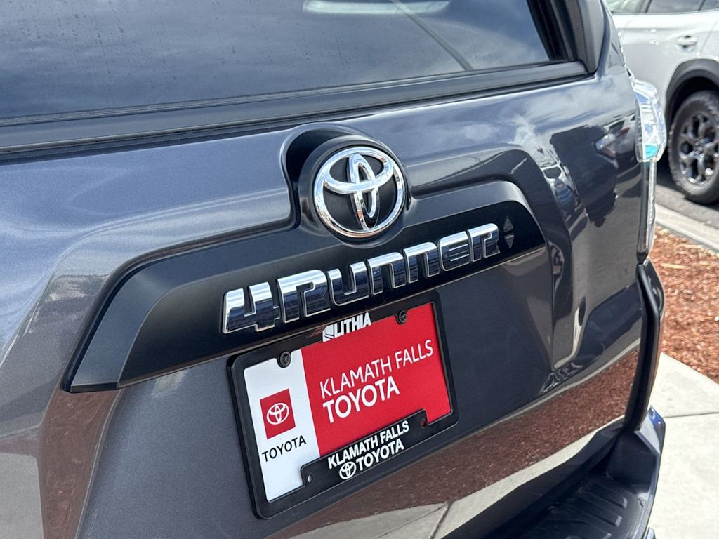 Thumbnail: 2023 Toyota 4Runner - 7