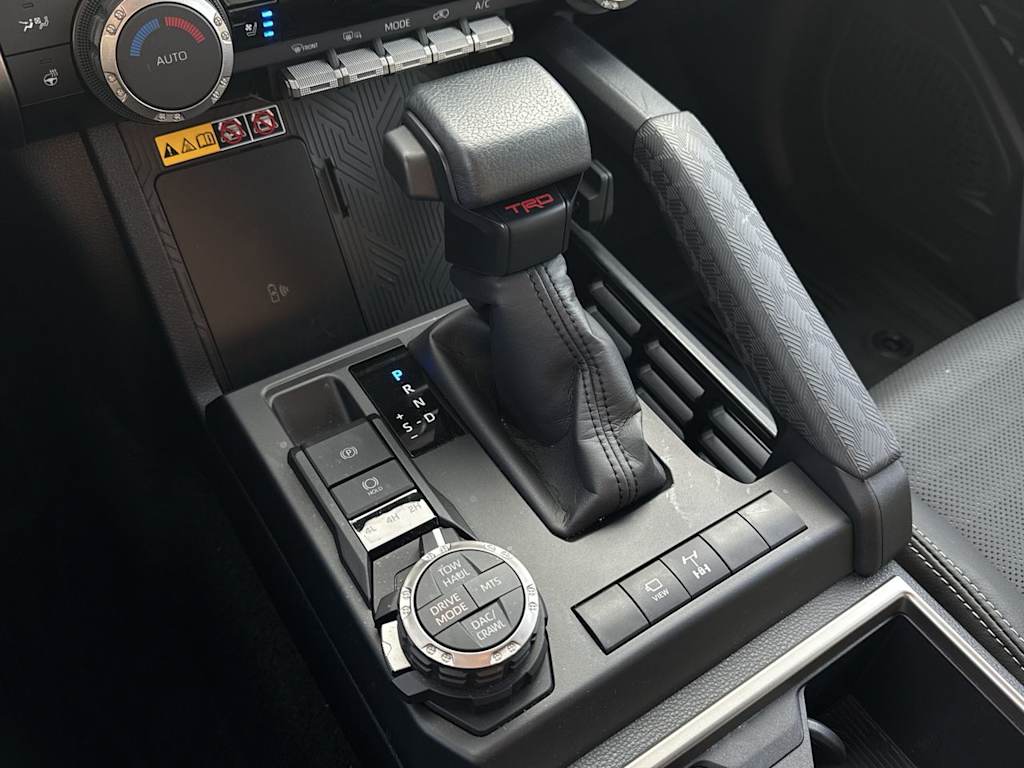 Thumbnail: 2025 Toyota 4Runner - 15