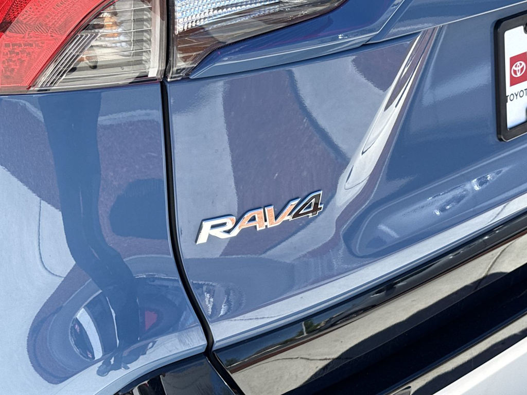 Thumbnail: 2023 Toyota RAV4 - 7