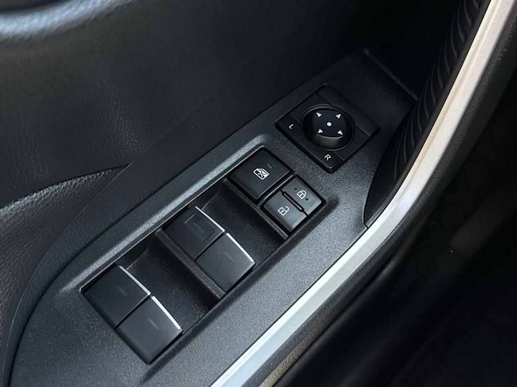 Thumbnail: 2023 Toyota RAV4 - 24
