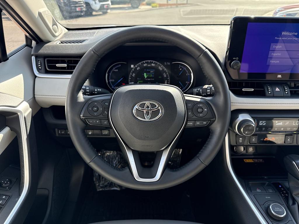 Thumbnail: 2025 Toyota RAV4 - 10