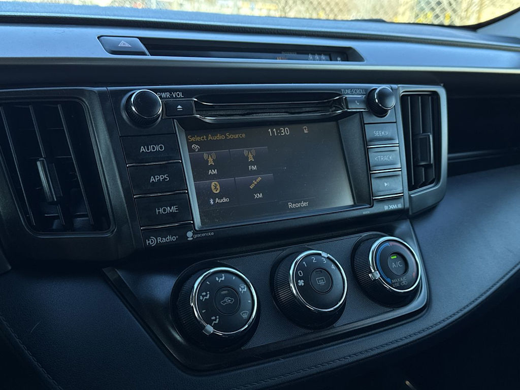 Thumbnail: 2018 Toyota RAV4 - 13