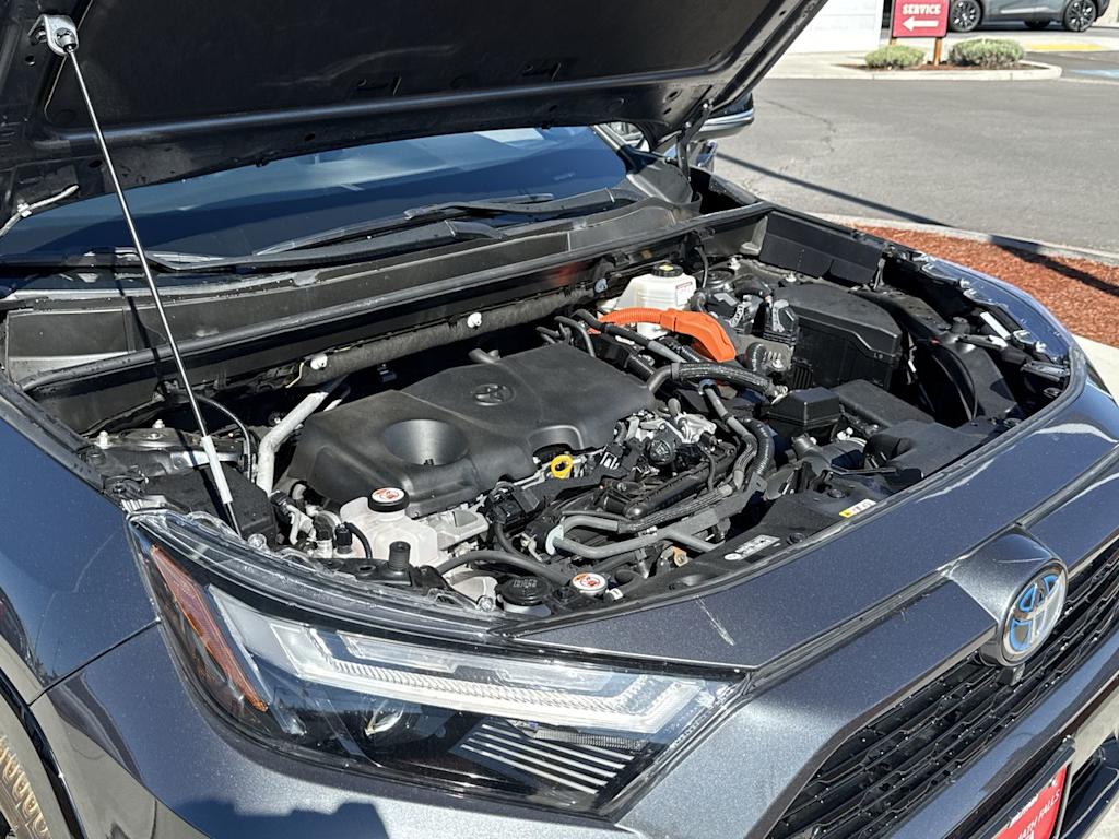 Thumbnail: 2022 Toyota RAV4 - 9